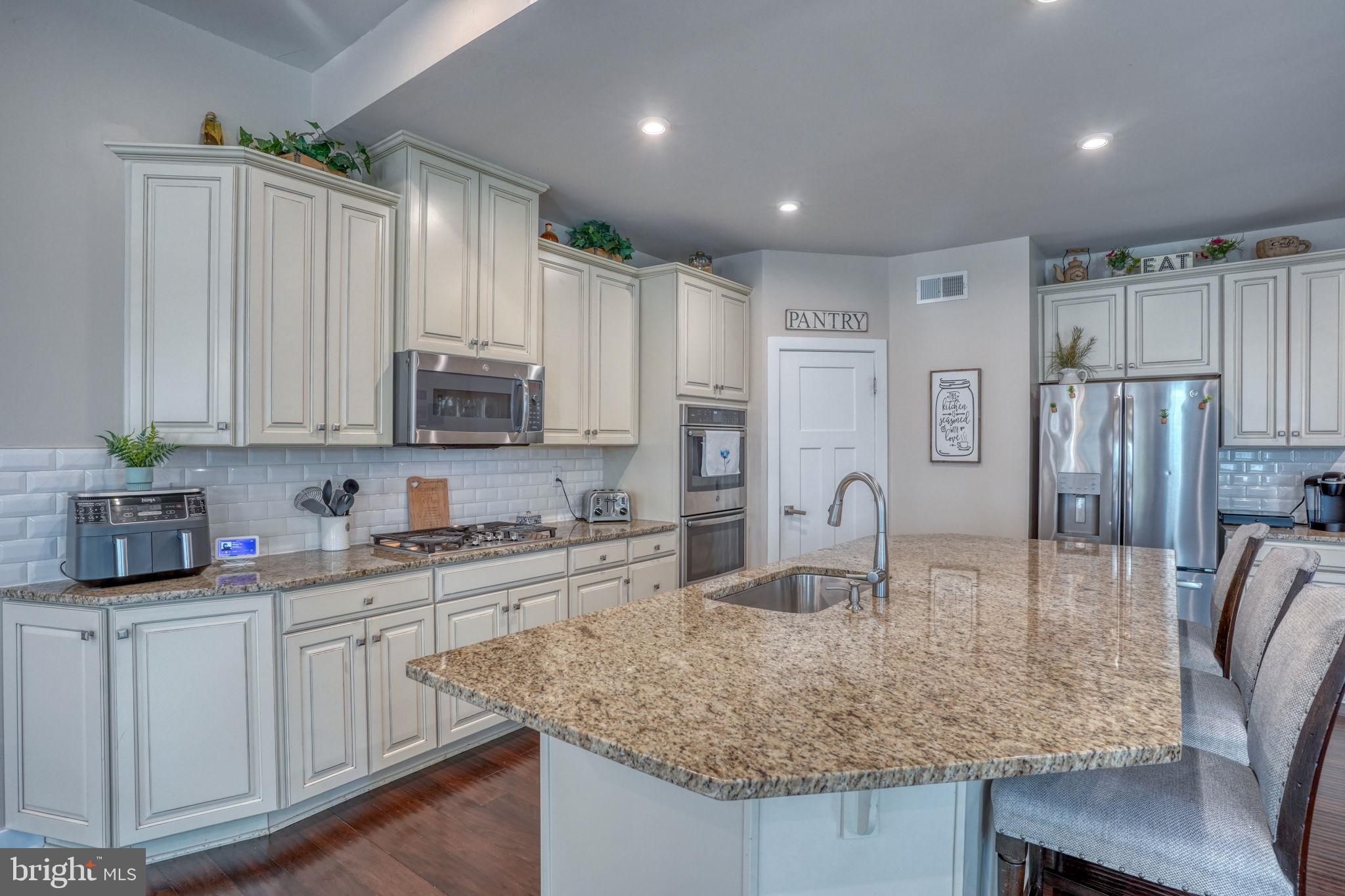 PARKSIDE - Residential