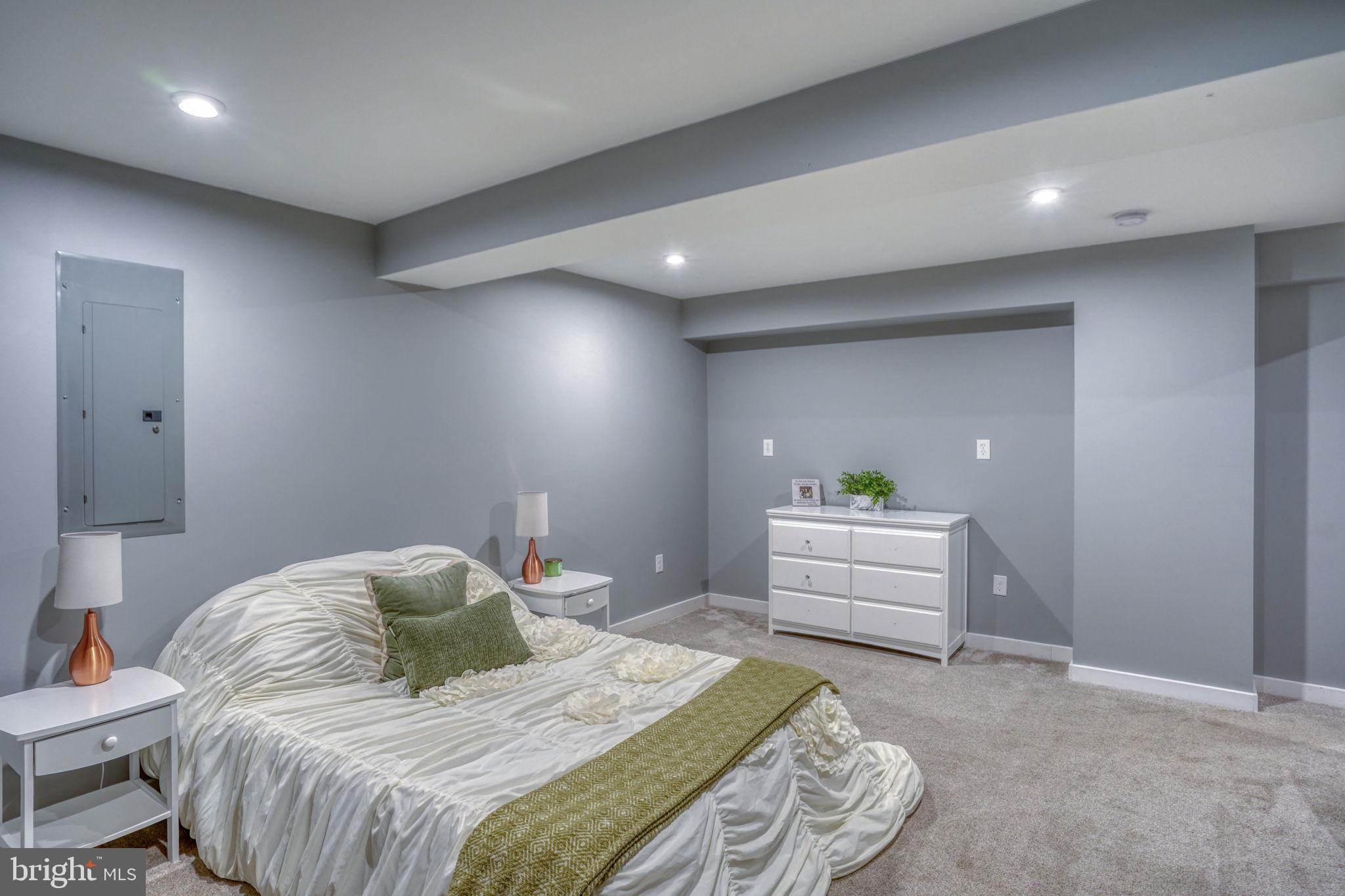 PARKSIDE - Residential