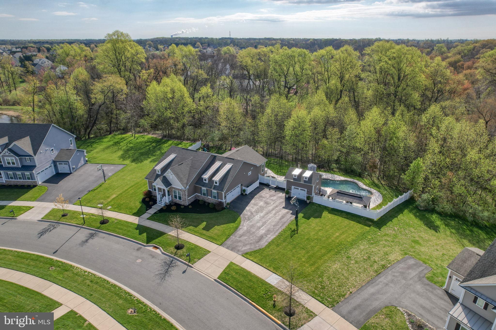 PARKSIDE - Residential