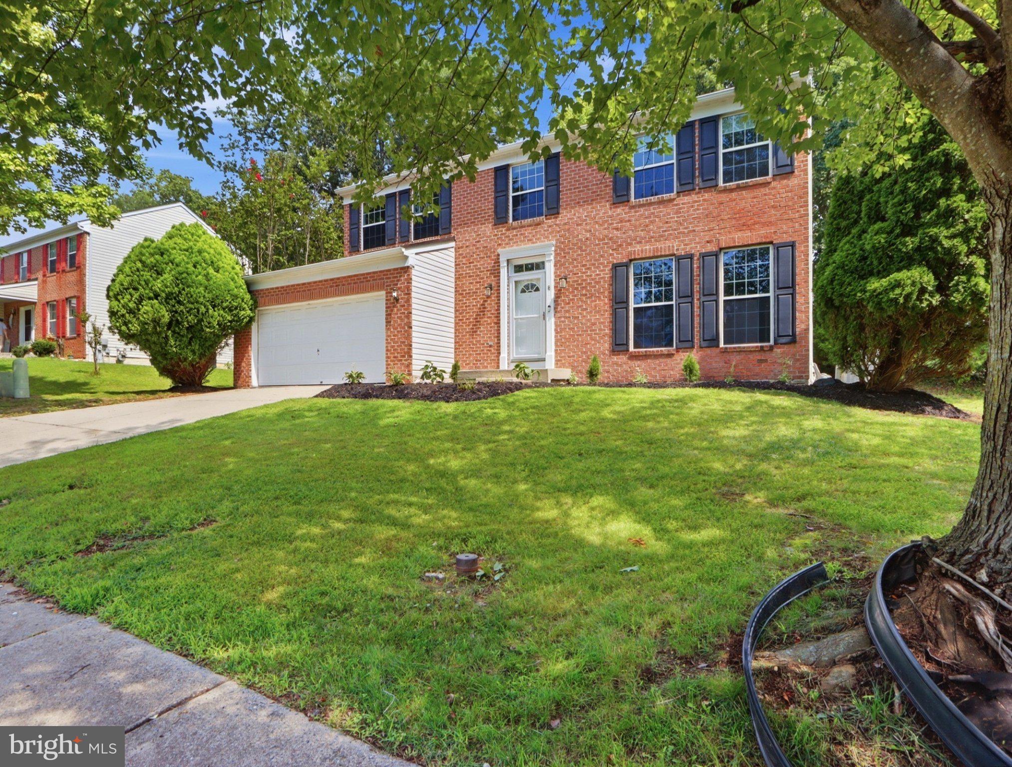 8 QUAILS NEST COURT
