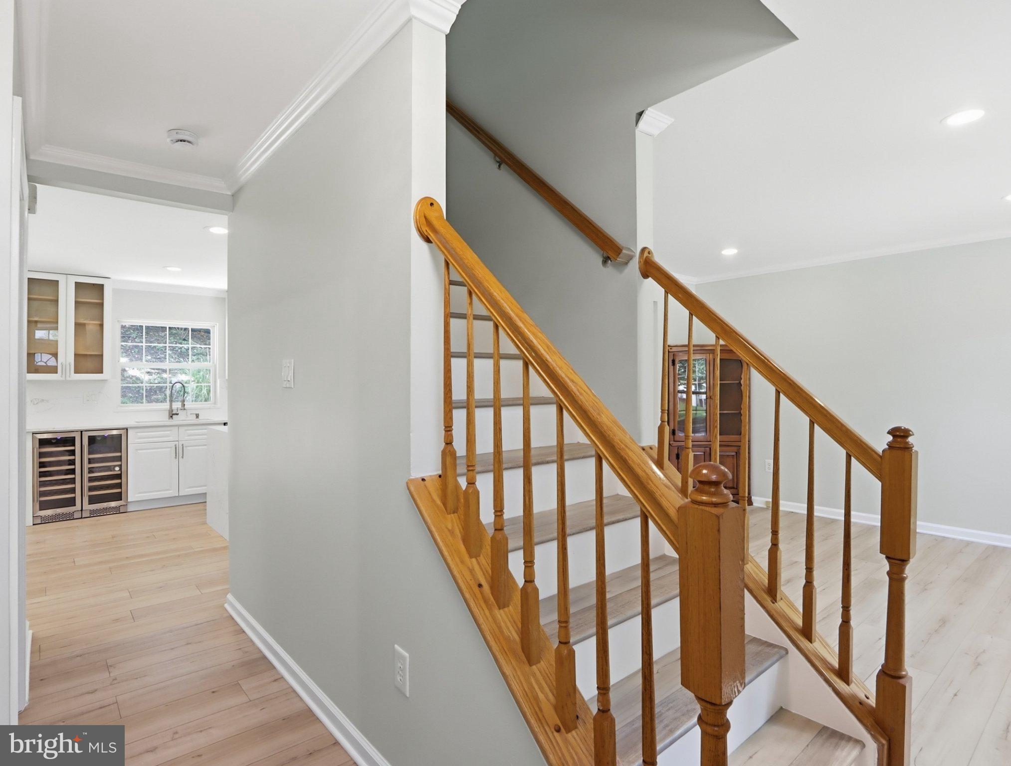 8 QUAILS NEST COURT