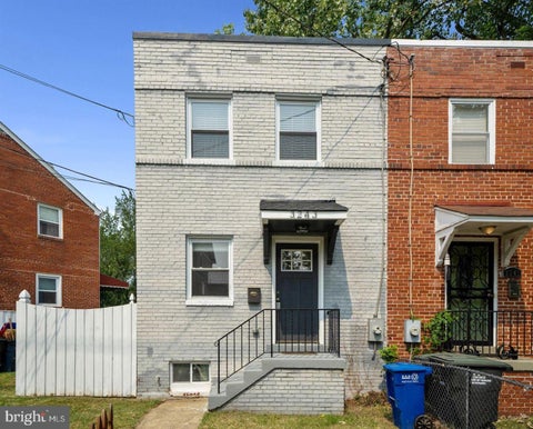 Townhouse For Rent - 3243 15th Place<br/> WASHINGTON, DC 20020