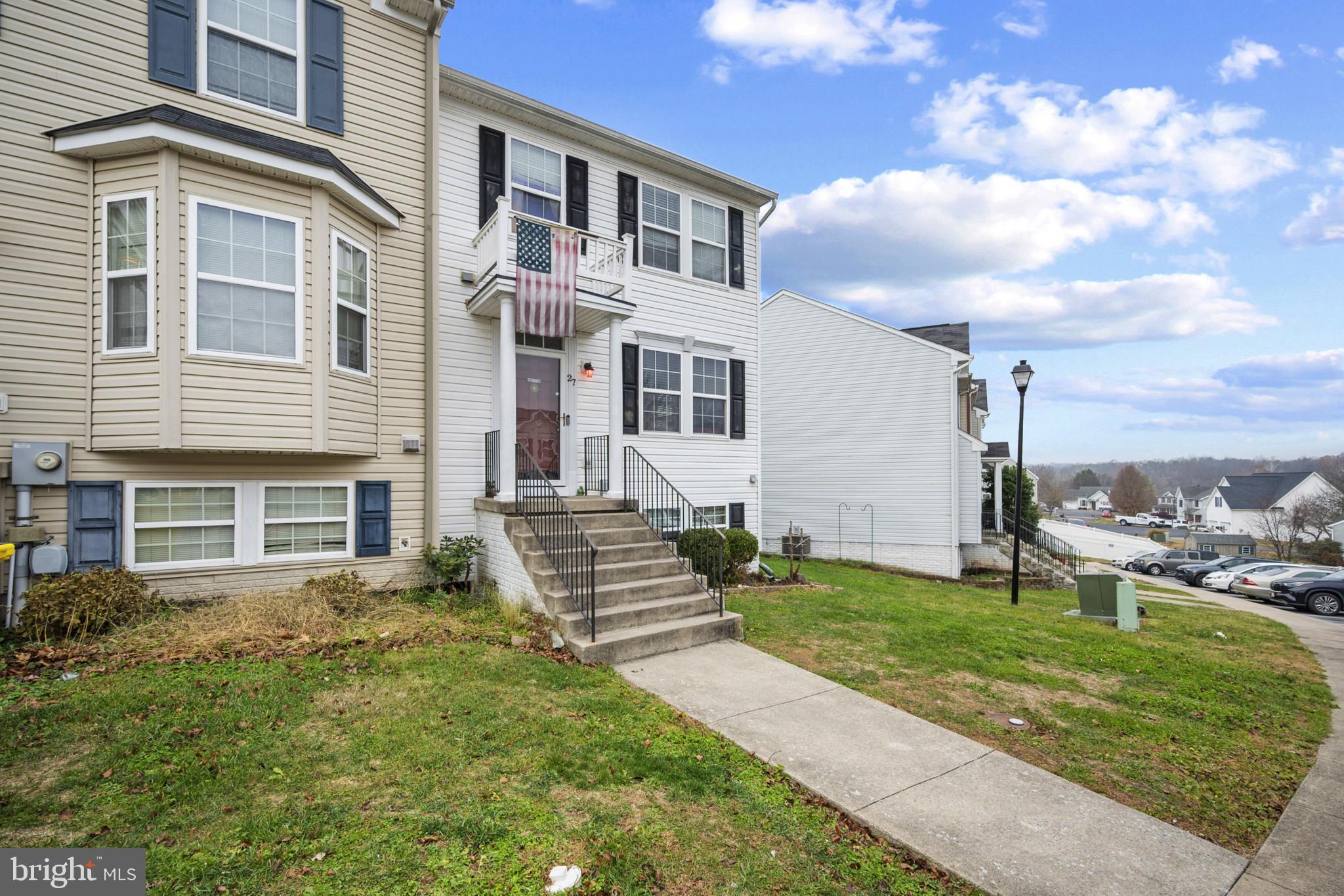 FAIRWAYS AT STONEBRIDGE - Residential