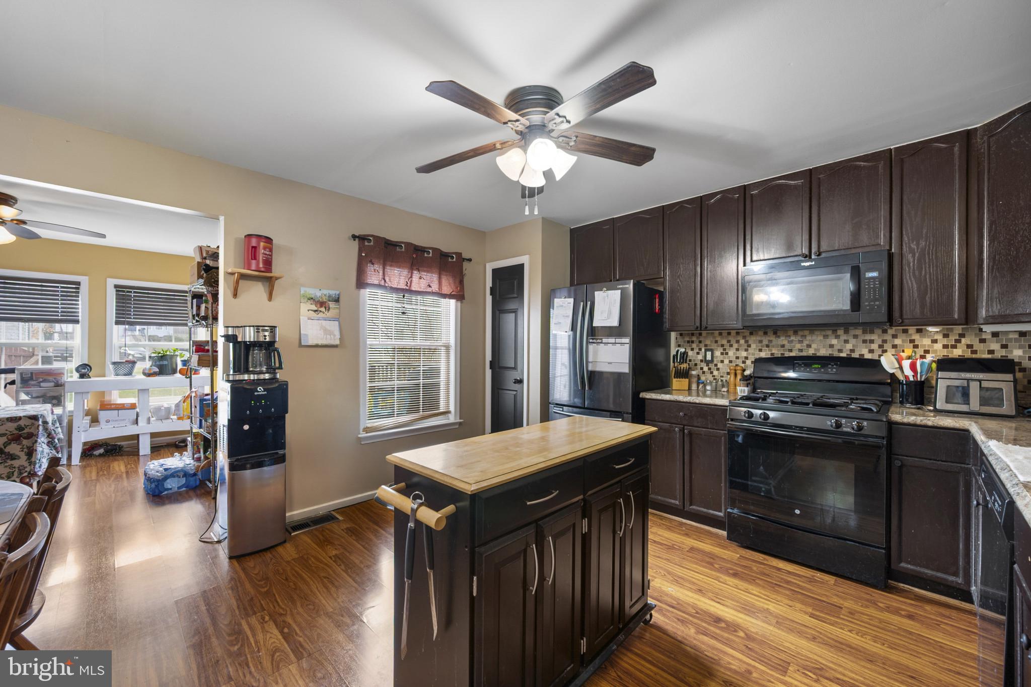 FAIRWAYS AT STONEBRIDGE - Residential