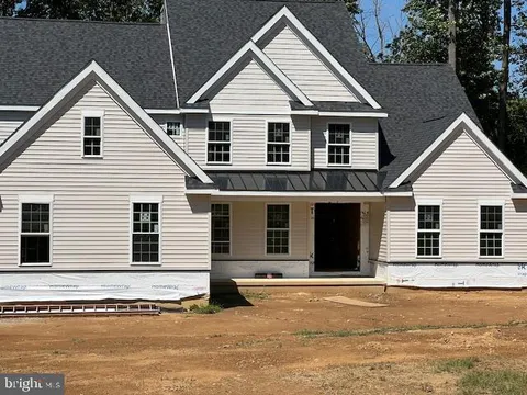 109 W Forge Rd, Glen Mills, PA MLS: PADE2099226