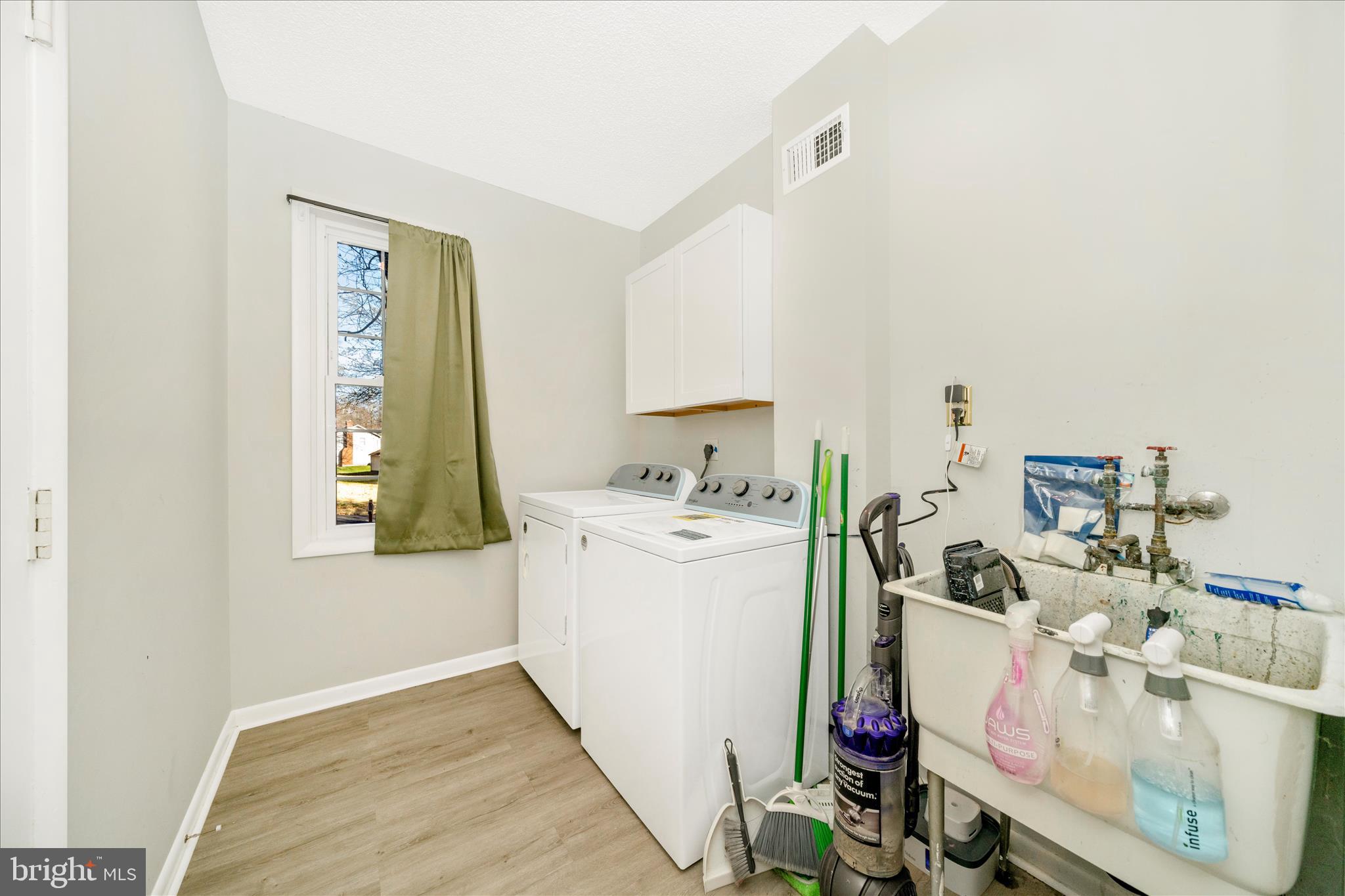 MARY-CATHERINE ESTATES - Residential