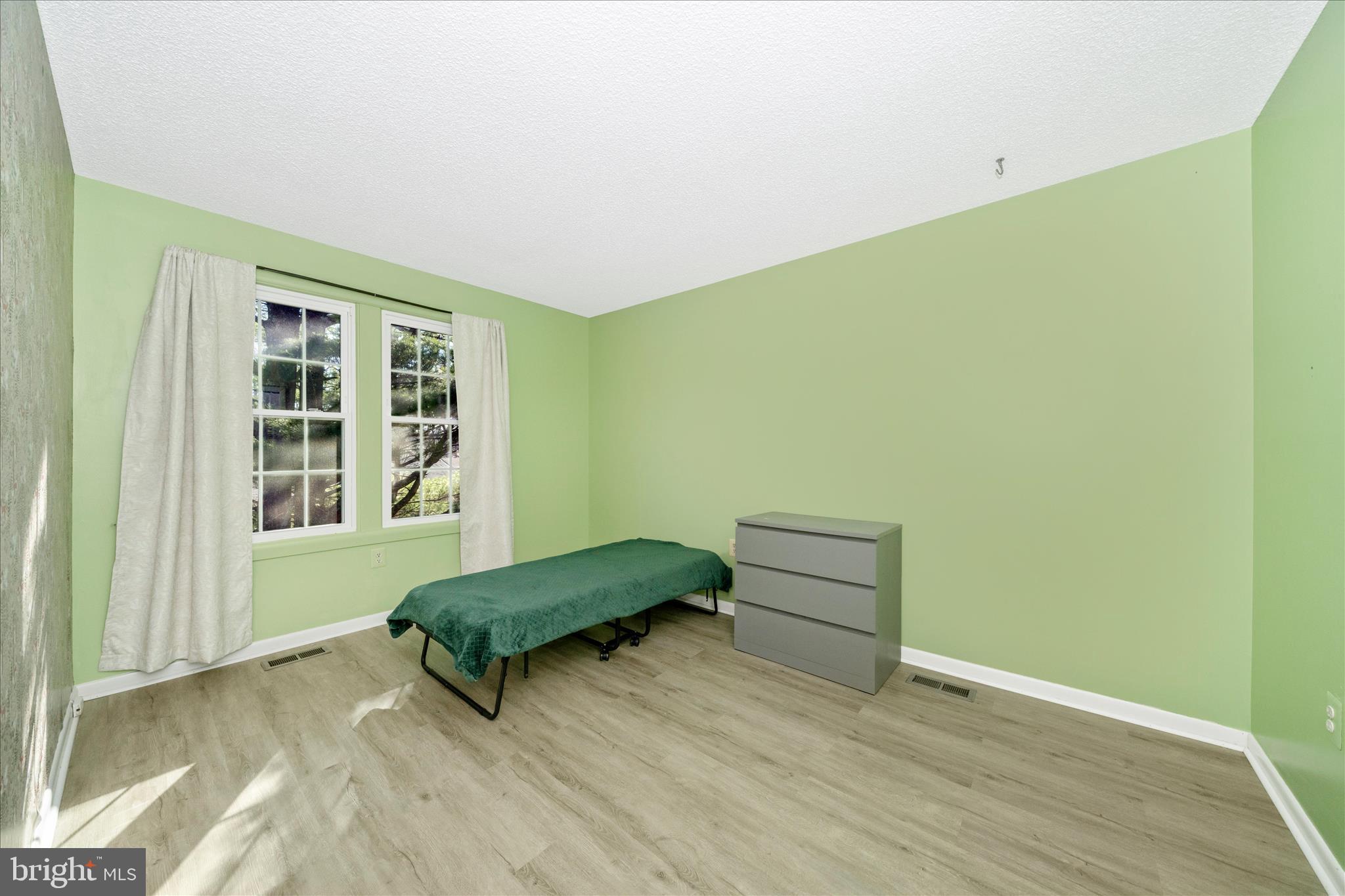 MARY-CATHERINE ESTATES - Residential