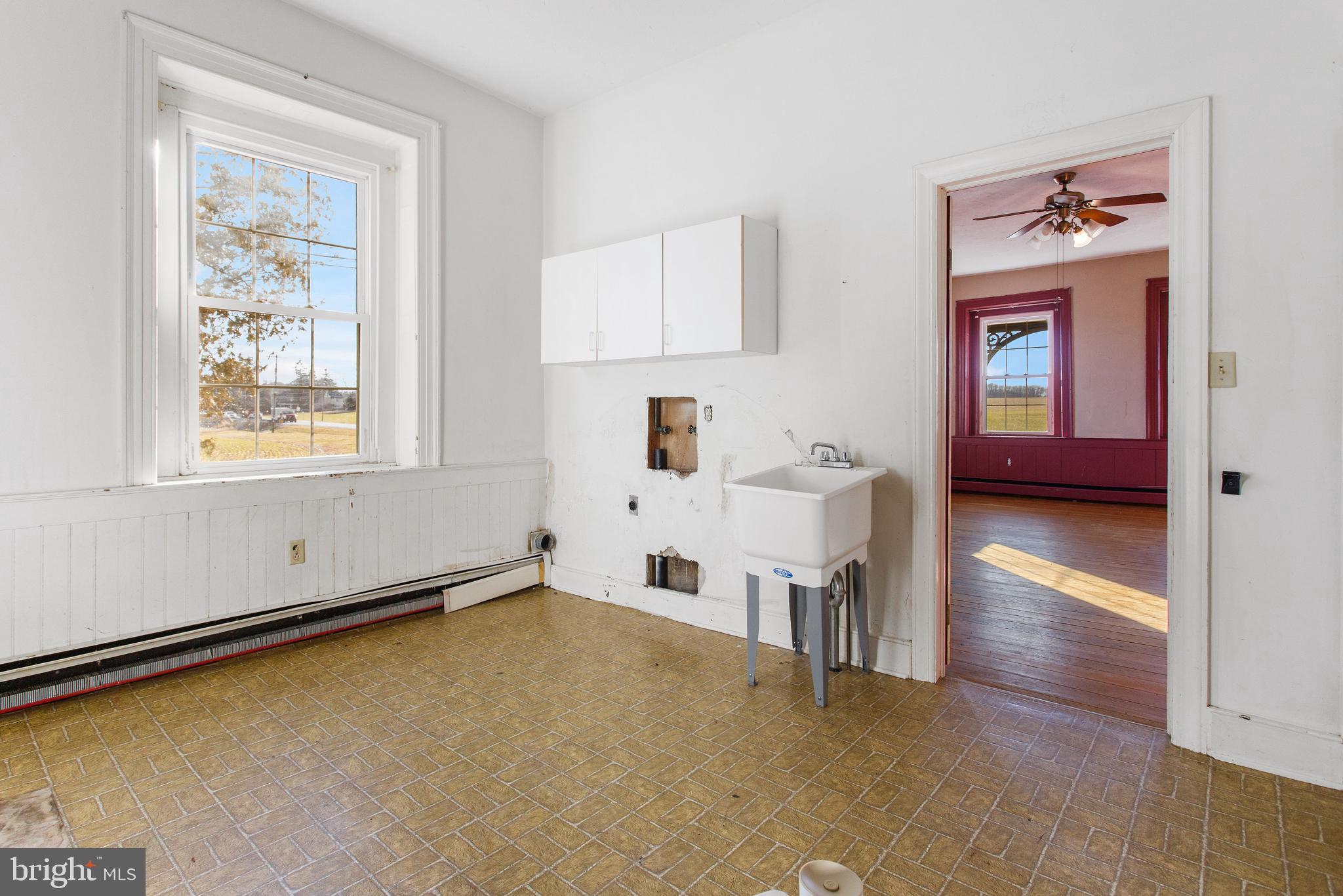 NONE, RURAL - Residential