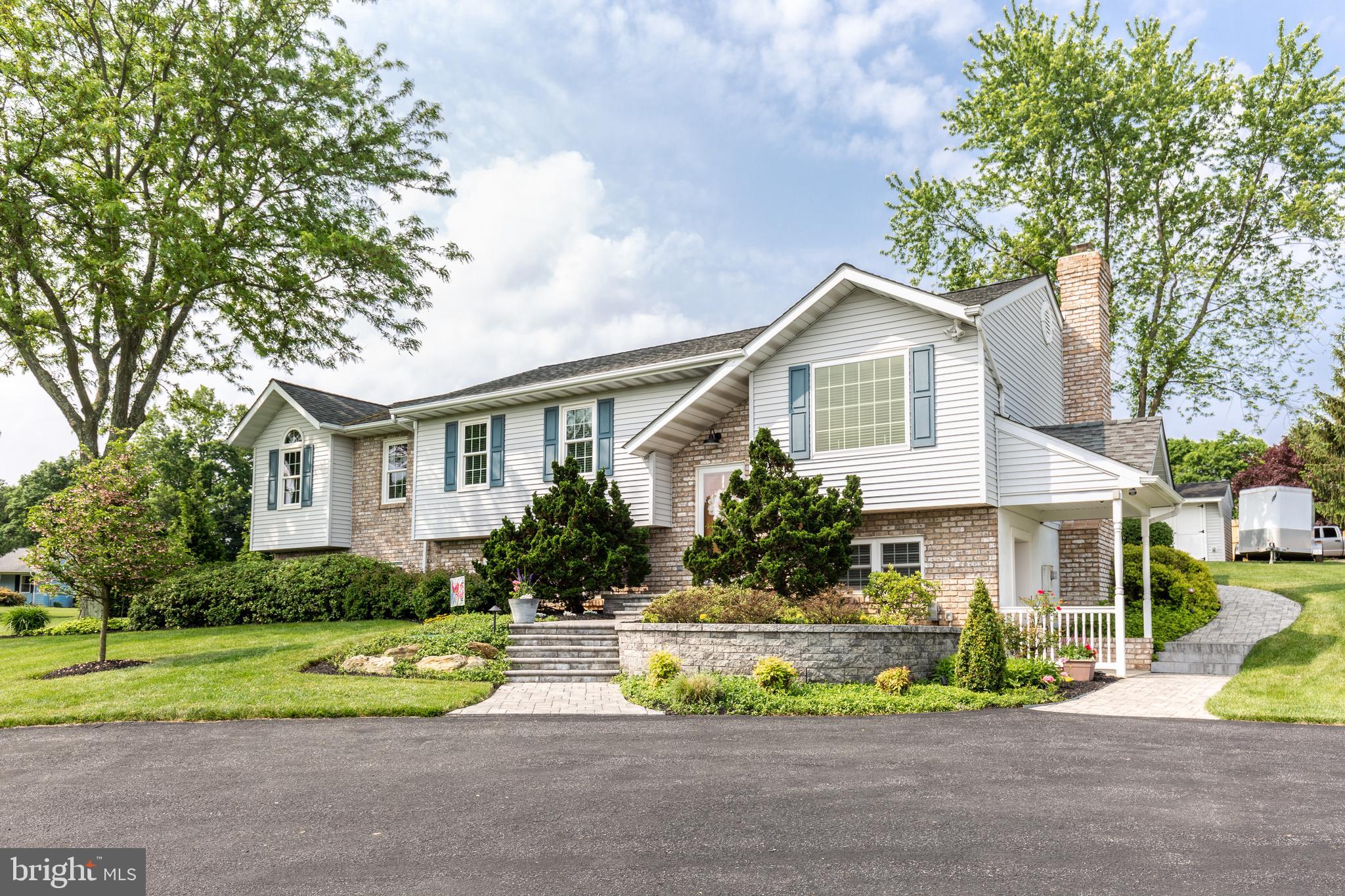 MANCHESTER FARMS - Residential