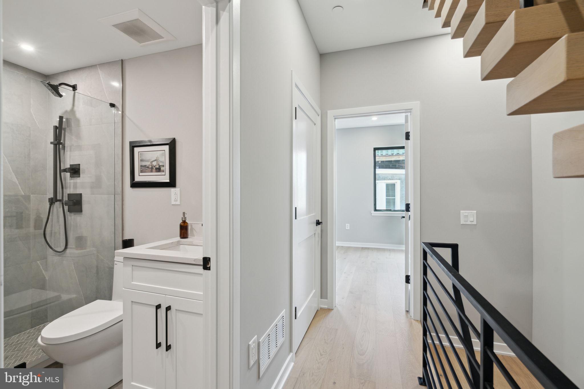 GRADUATE HOSPITAL - Residential