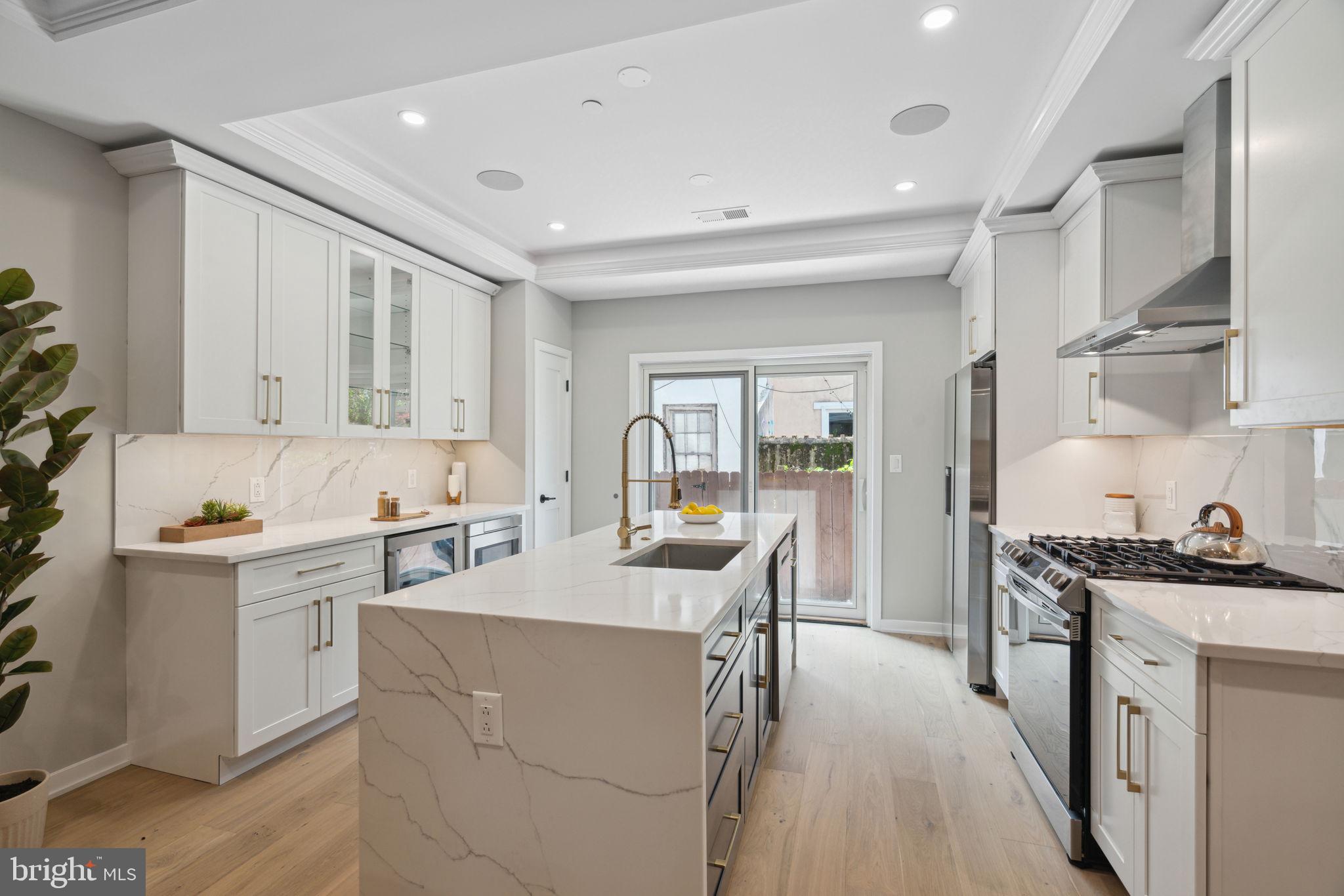 GRADUATE HOSPITAL - Residential