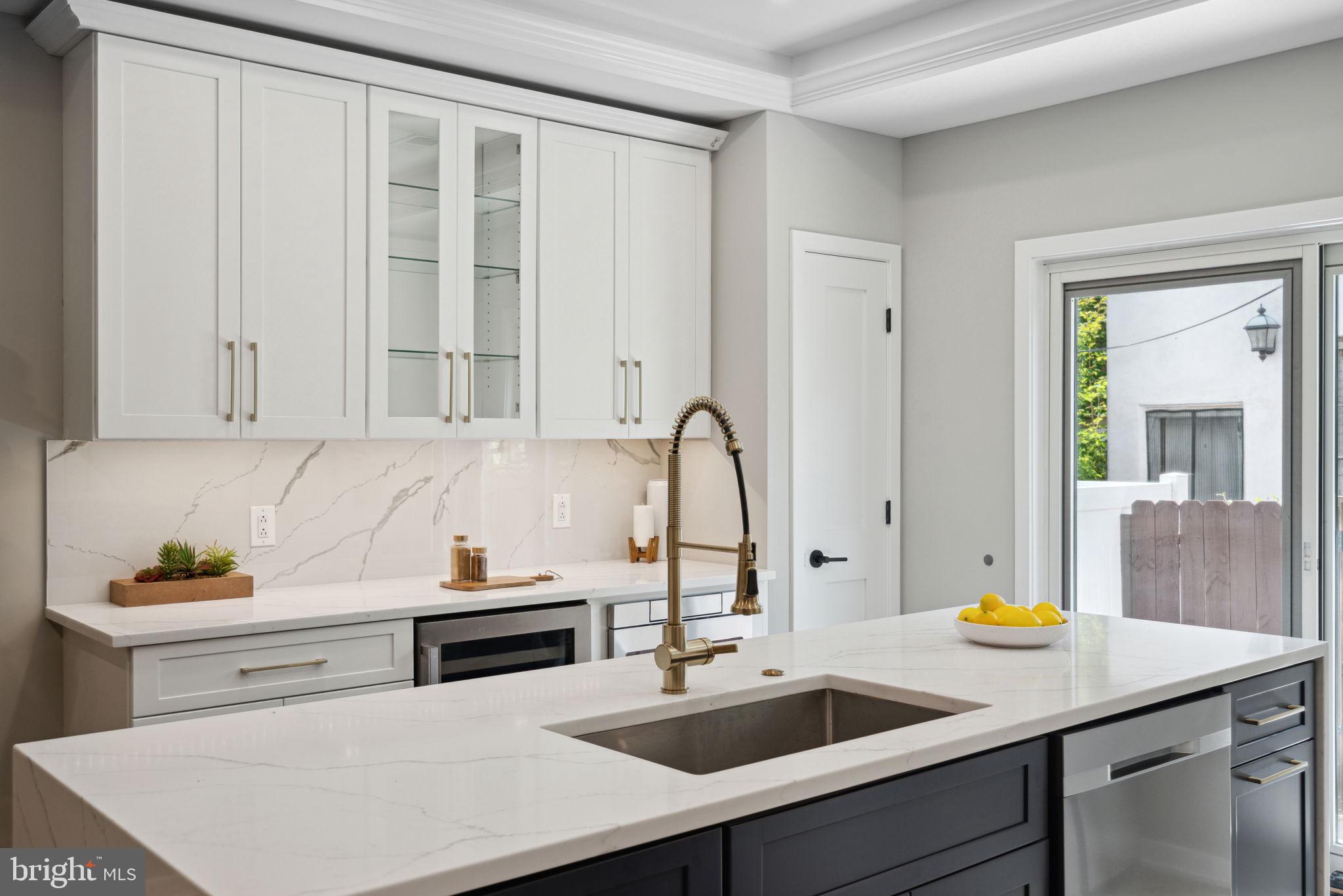 GRADUATE HOSPITAL - Residential