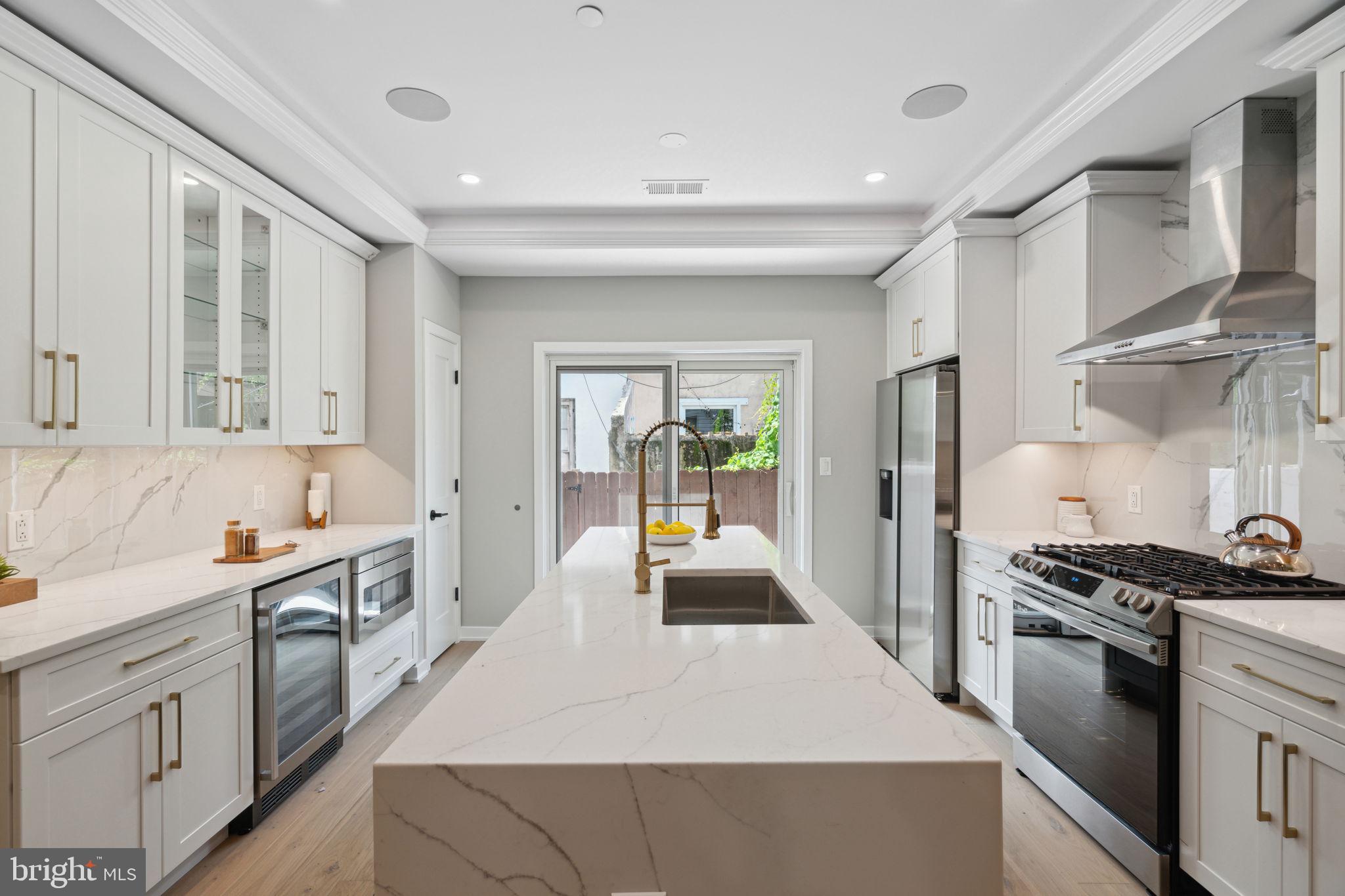 GRADUATE HOSPITAL - Residential