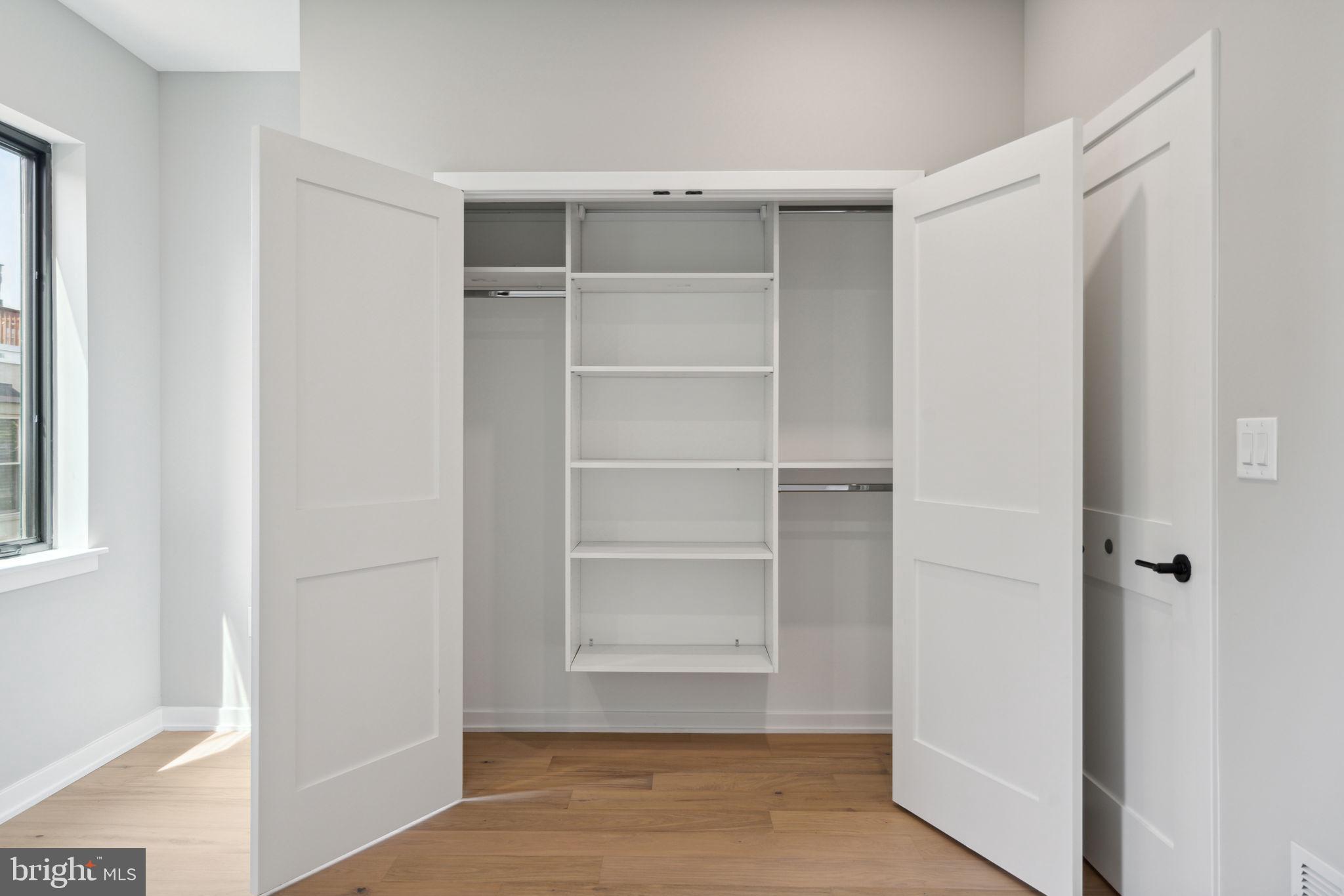 GRADUATE HOSPITAL - Residential