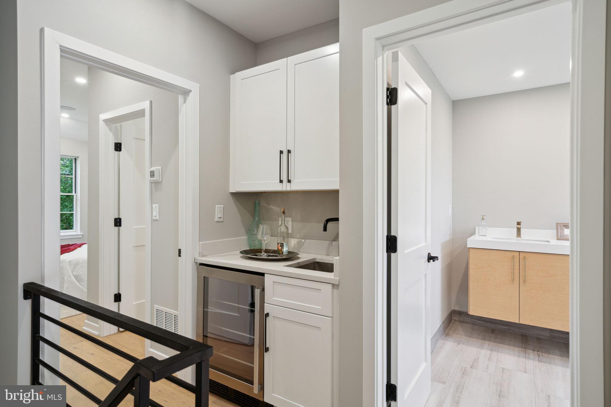 GRADUATE HOSPITAL - Residential