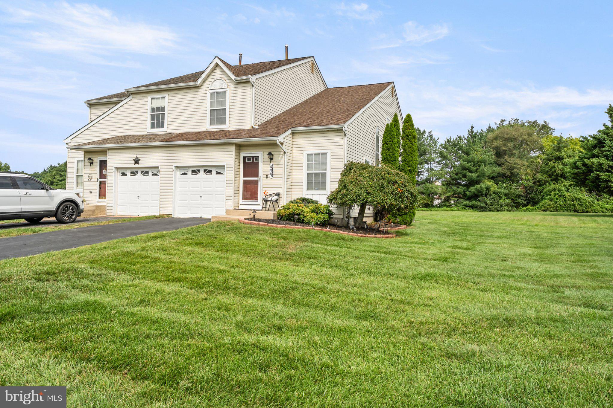 435 LONGFELLOW DRIVE