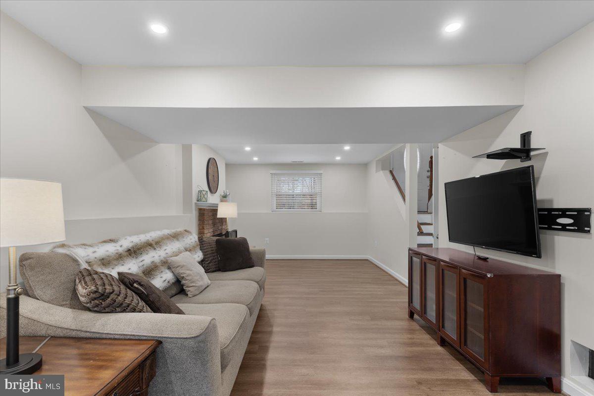 CHESAPEAKE HEIGHTS - Residential