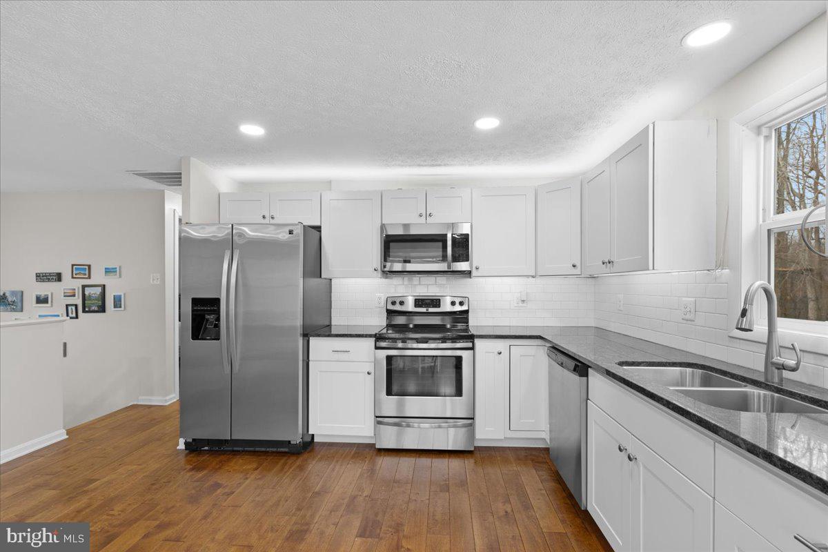 CHESAPEAKE HEIGHTS - Residential