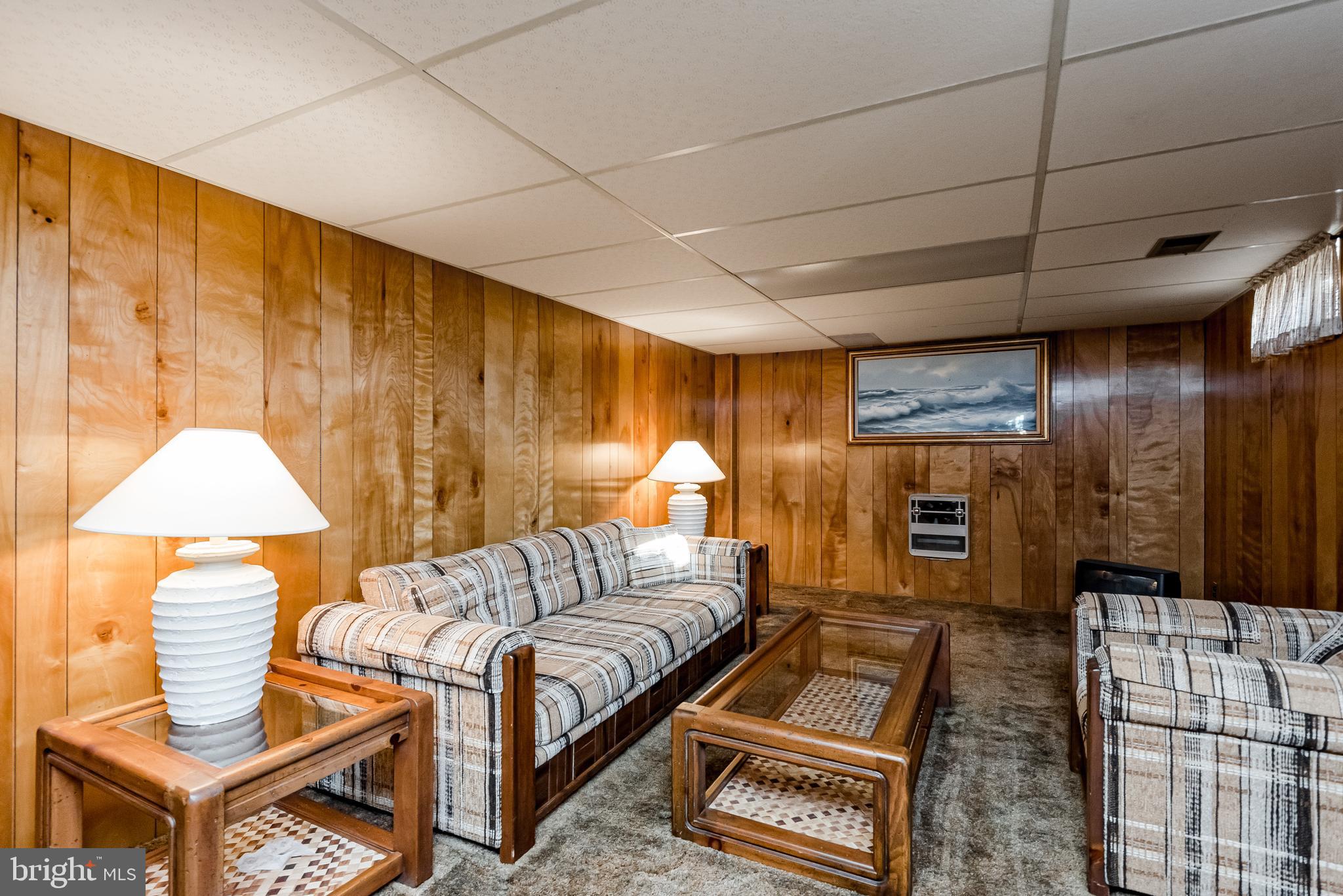 FERNDALE FARMS - Residential