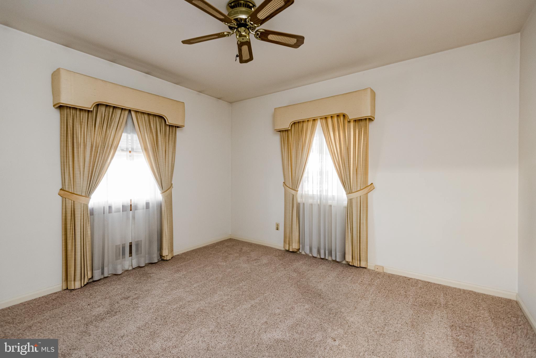 FERNDALE FARMS - Residential