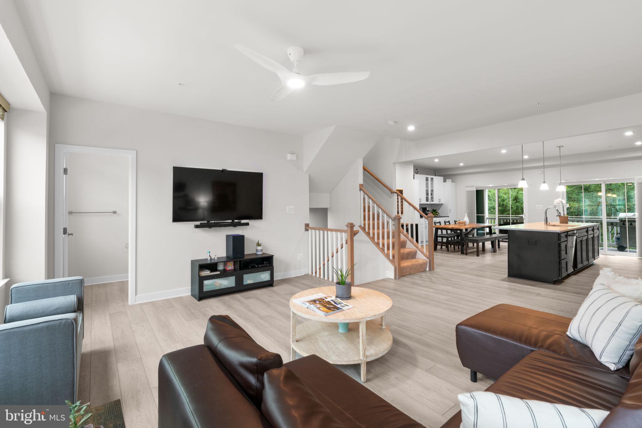 GREENLEIGH AT CROSSROADS - Residential