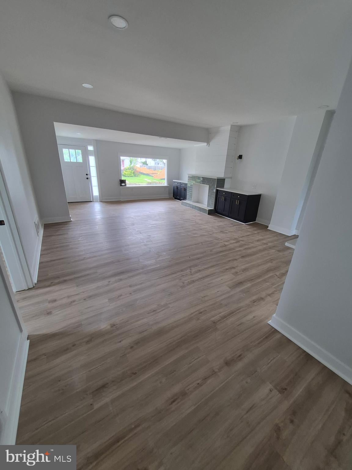 226 W HIGH STREET