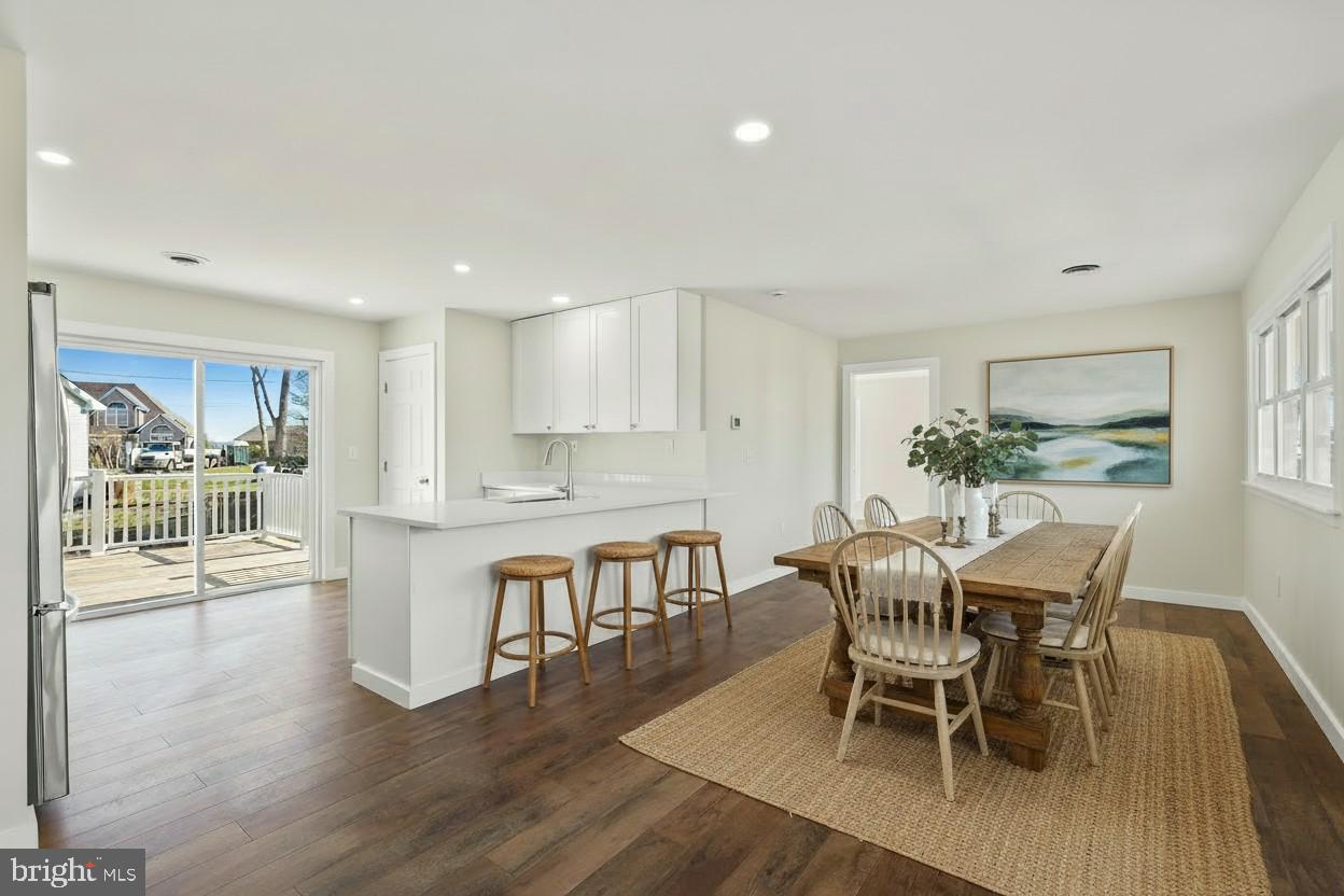 SAUNDERS POINT - Residential