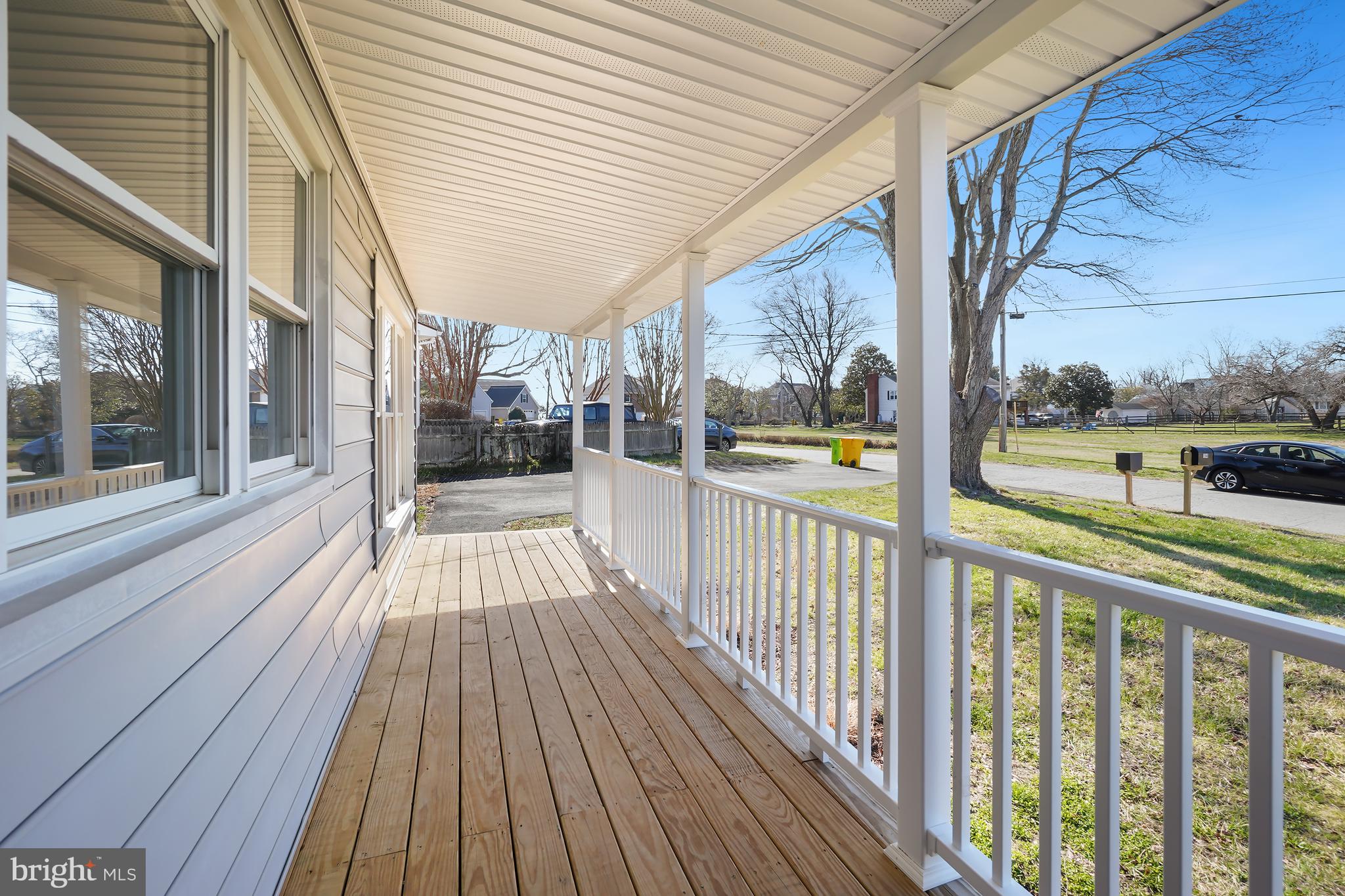 SAUNDERS POINT - Residential