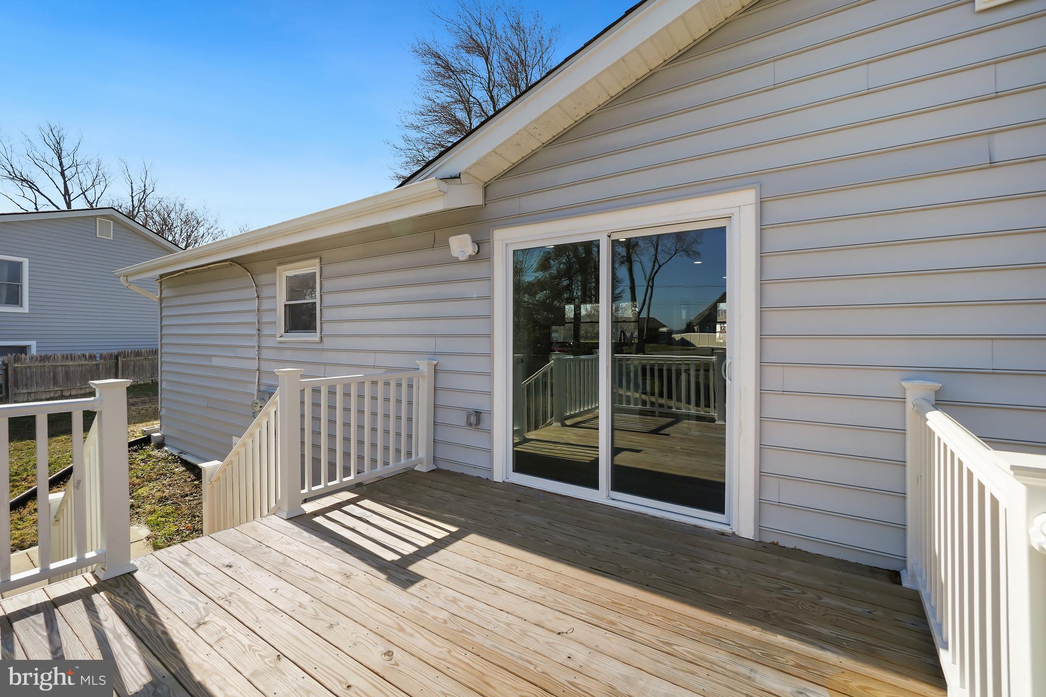 SAUNDERS POINT - Residential