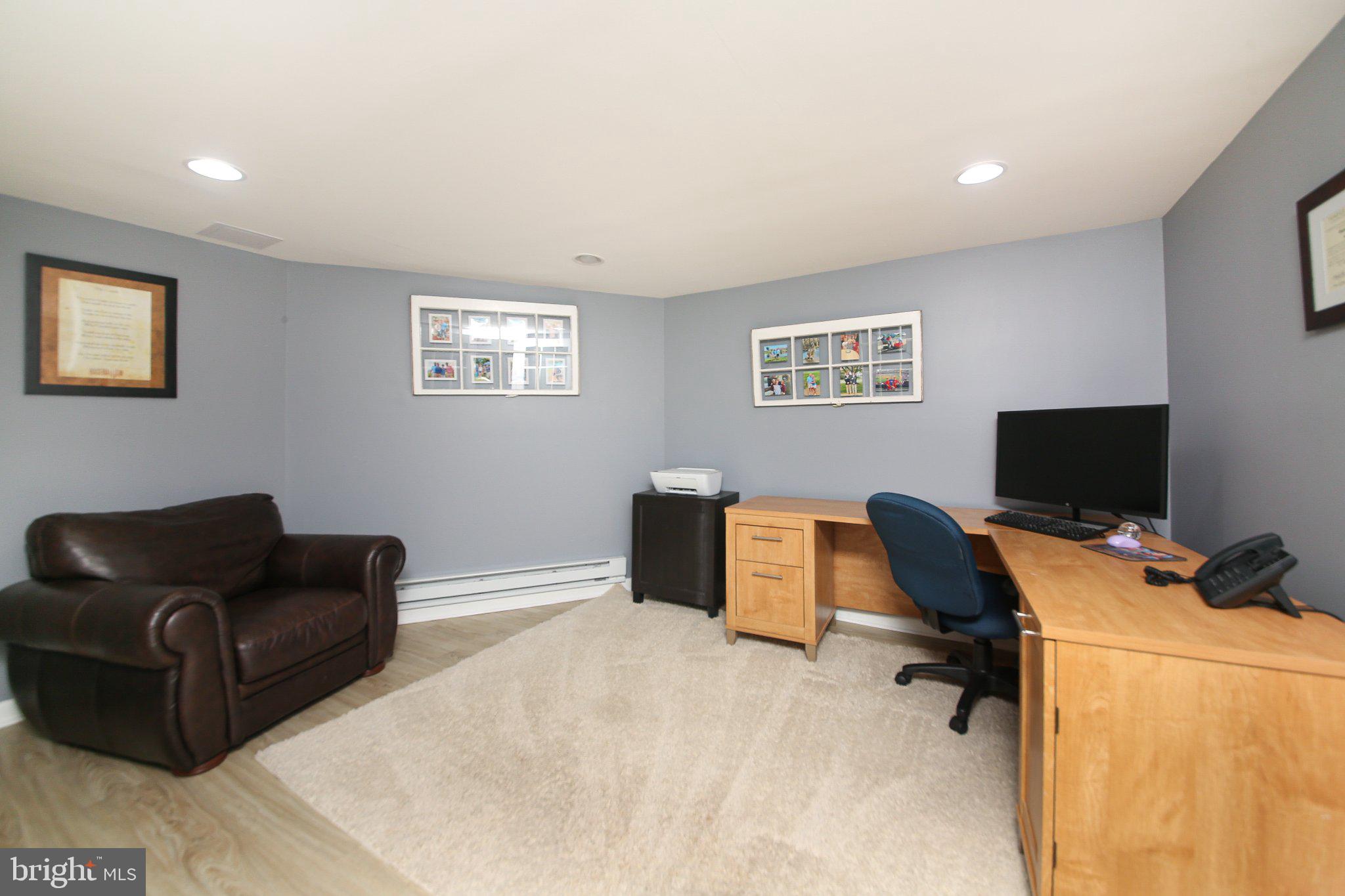 WETHERSFIELD - Residential