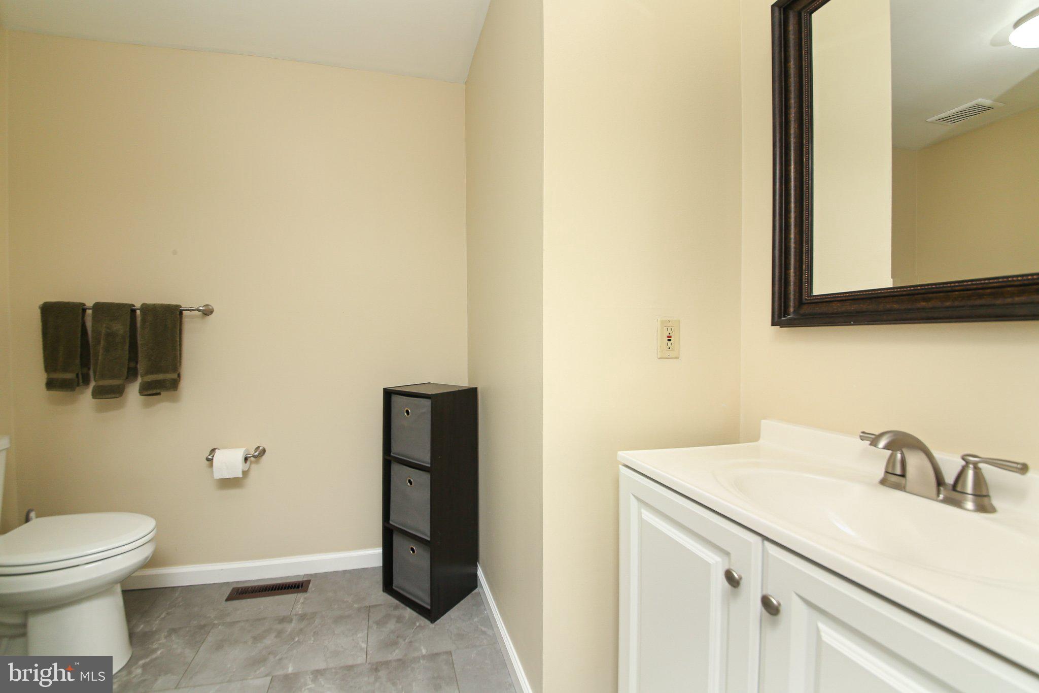 WETHERSFIELD - Residential