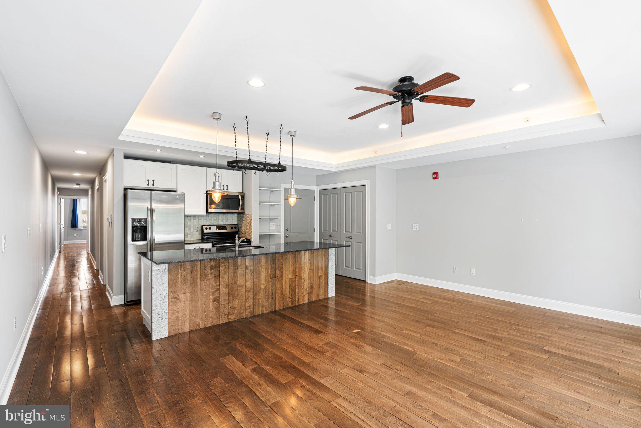 1022-24 FAIRMOUNT AVENUE 6