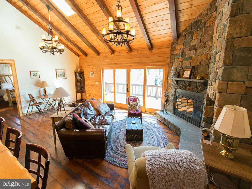 QUIVEYS GROVE - Residential