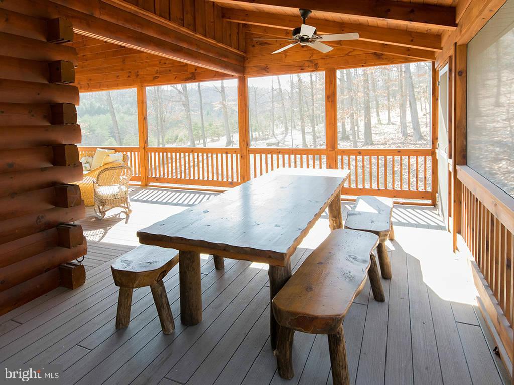 QUIVEYS GROVE - Residential