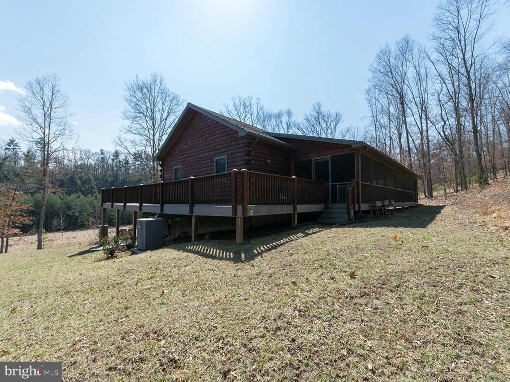 QUIVEYS GROVE - Residential