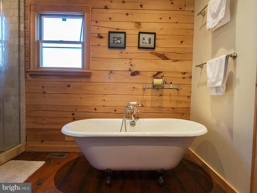 QUIVEYS GROVE - Residential