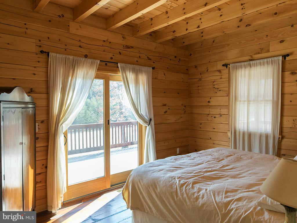 QUIVEYS GROVE - Residential