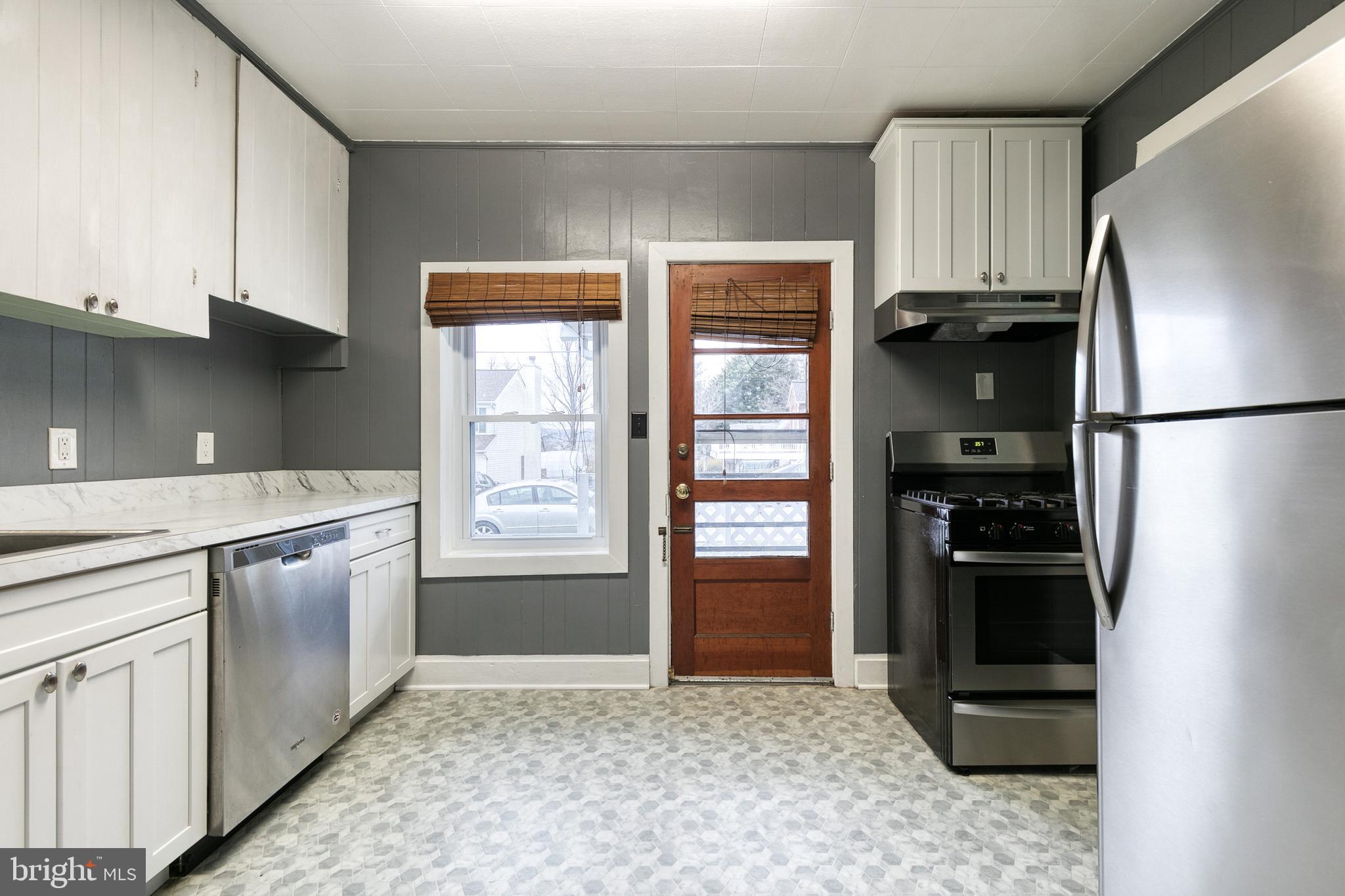 COCKEYSVILLE - Residential