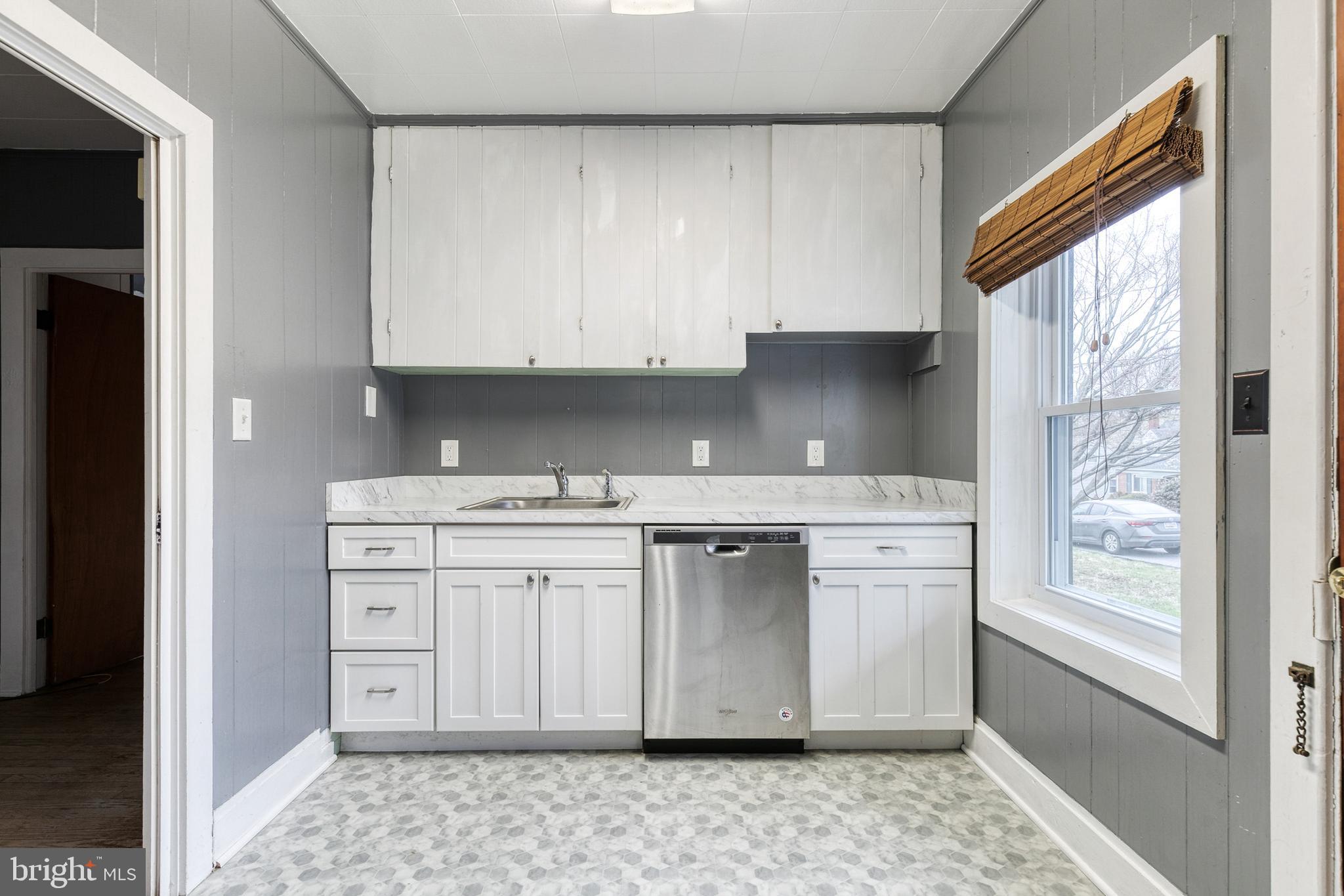 COCKEYSVILLE - Residential