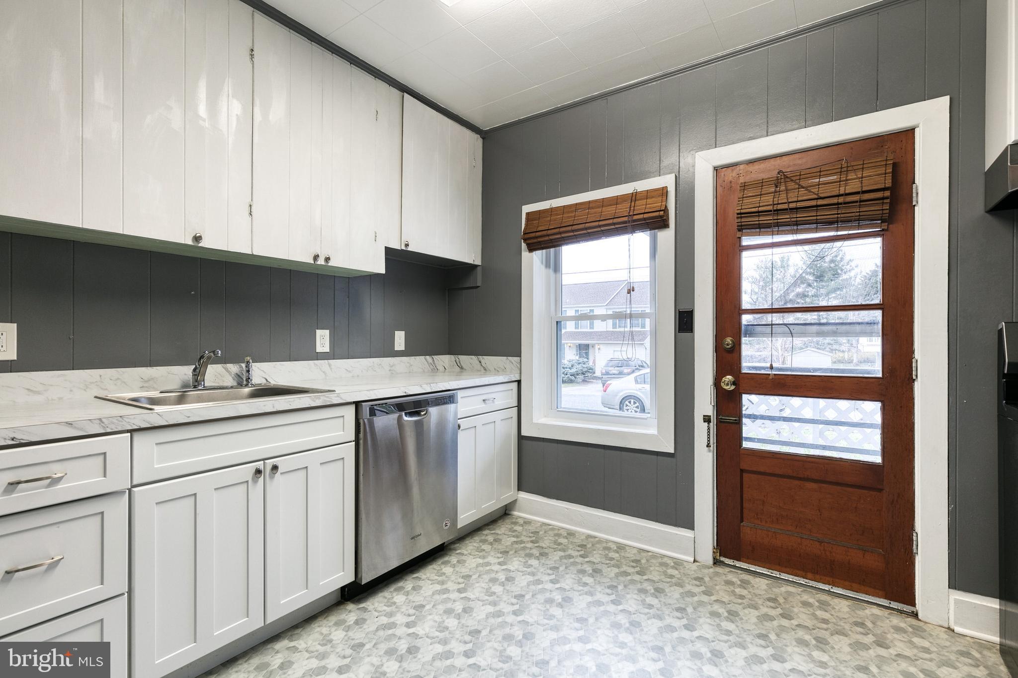 COCKEYSVILLE - Residential