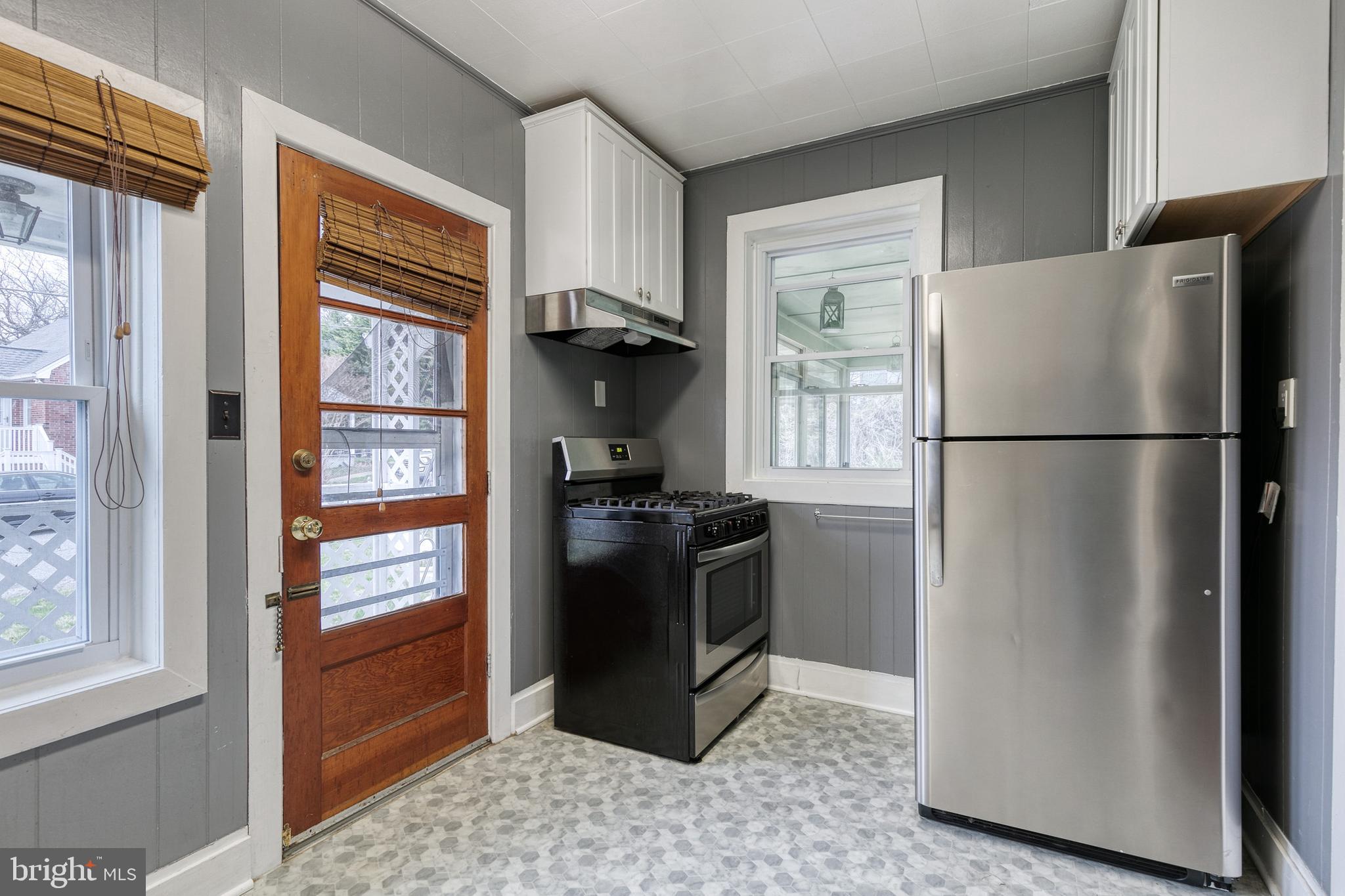 COCKEYSVILLE - Residential