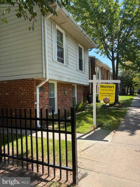 Photo of 2108 Ferguson Place, HERNDON, VA 20170 (MLS # VAFX2334764)