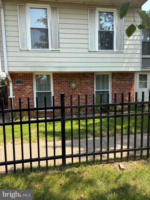 Photo of 2108 Ferguson Place, HERNDON, VA 20170 (MLS # VAFX2334764)