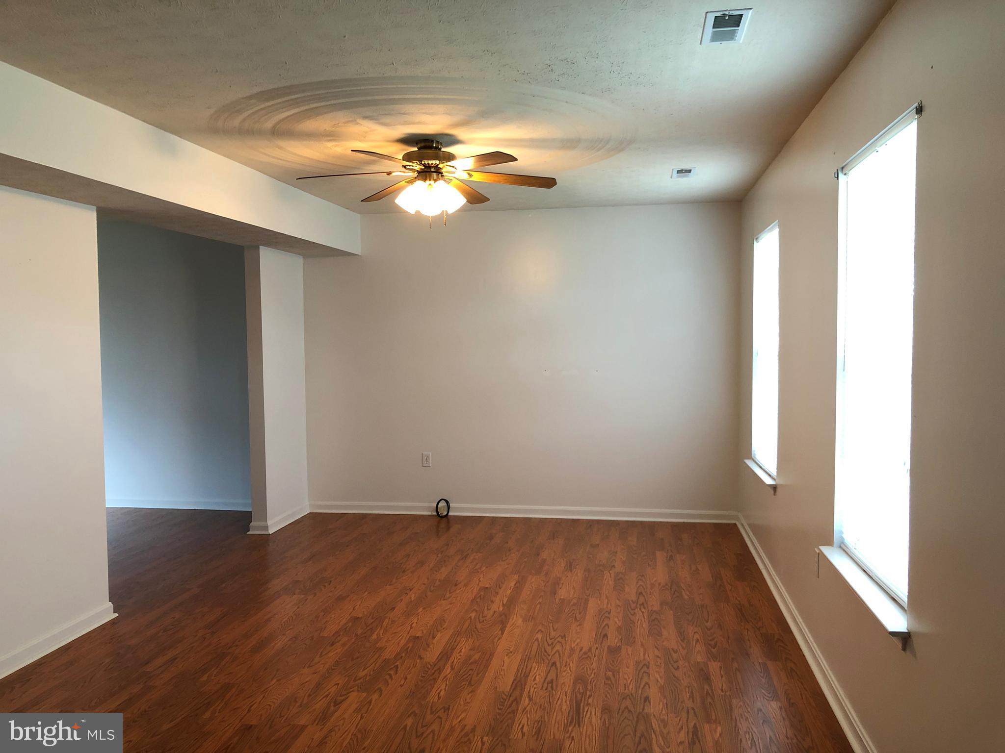 LAUREL GLEN - Residential Lease