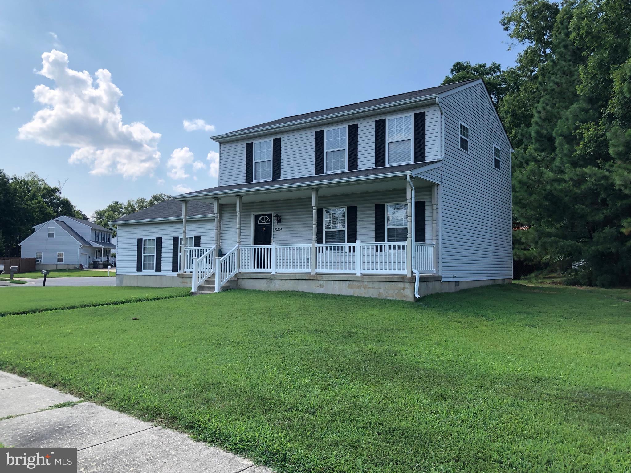 LAUREL GLEN - Residential Lease