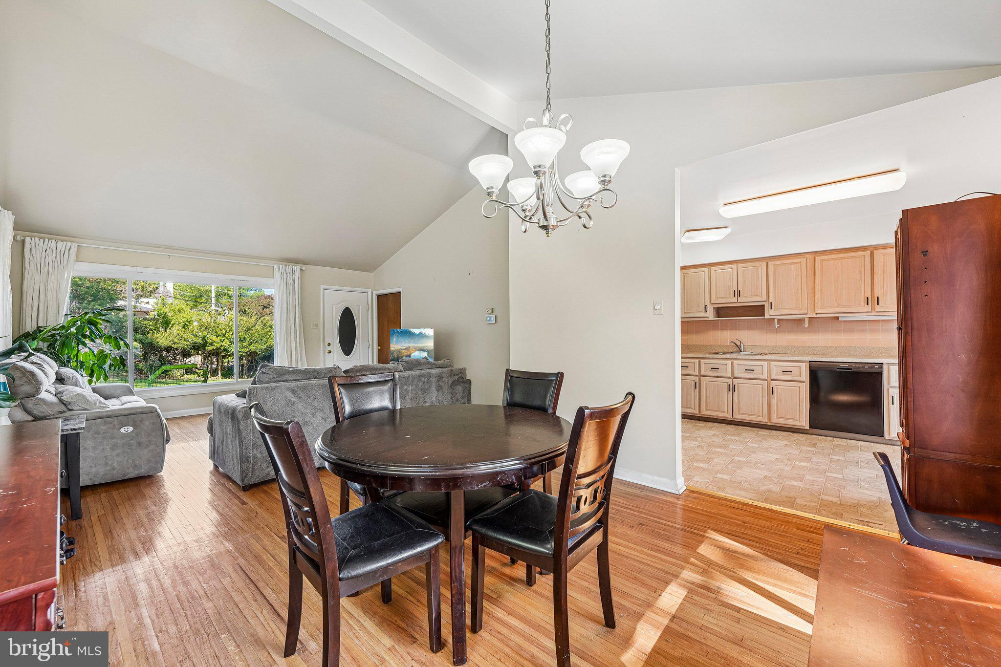 SPRINGFIELD - Residential