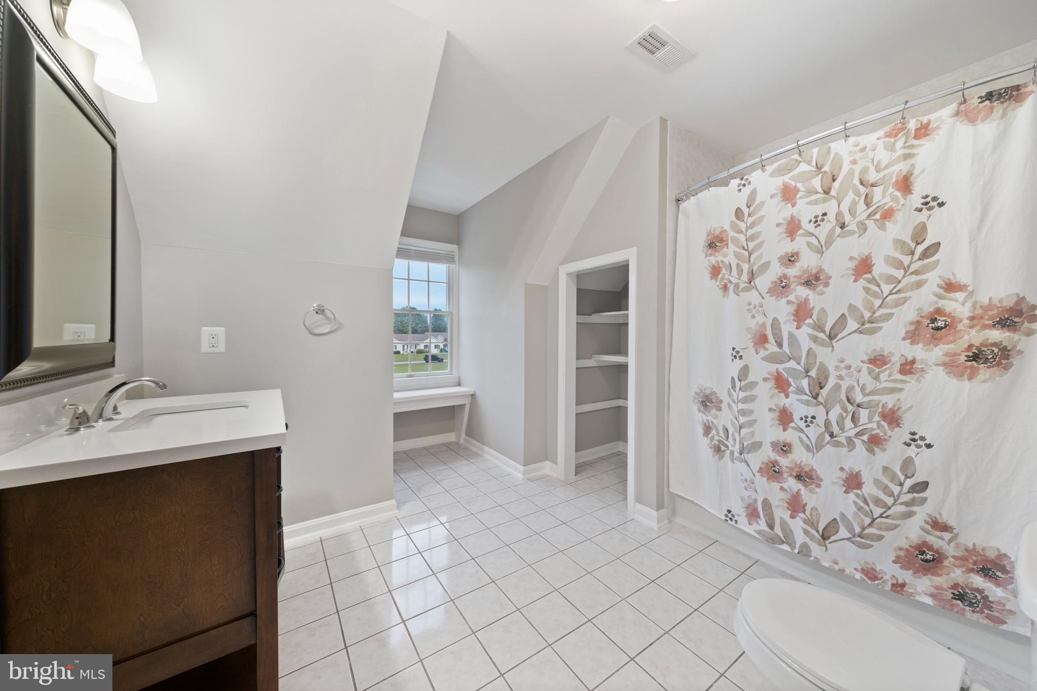 MAGNOLIA MEADOWS - Residential