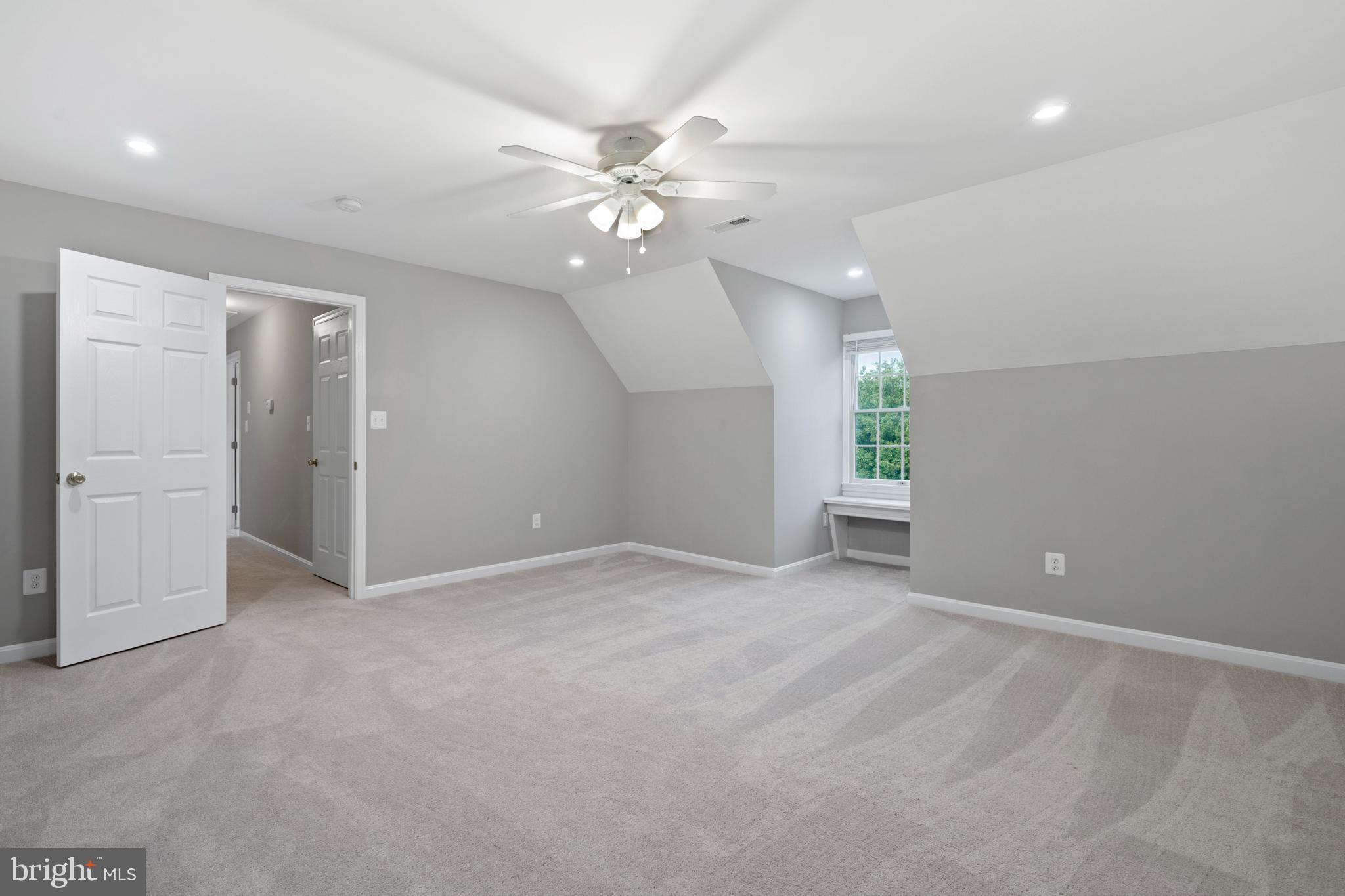 MAGNOLIA MEADOWS - Residential