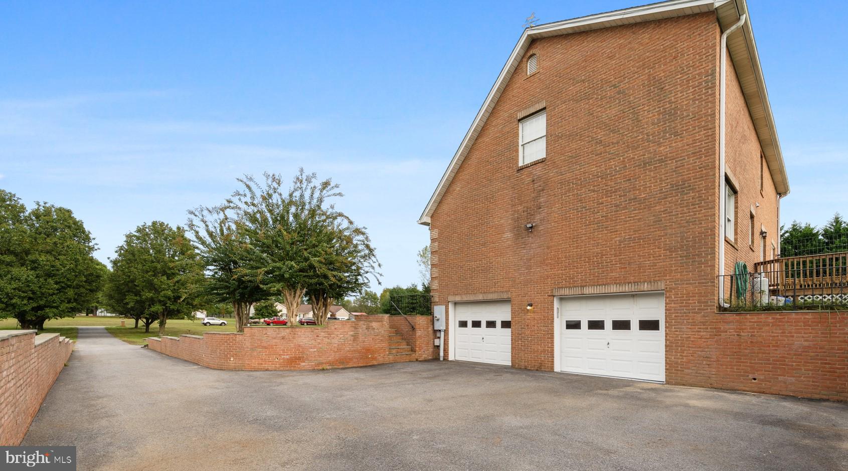 MAGNOLIA MEADOWS - Residential