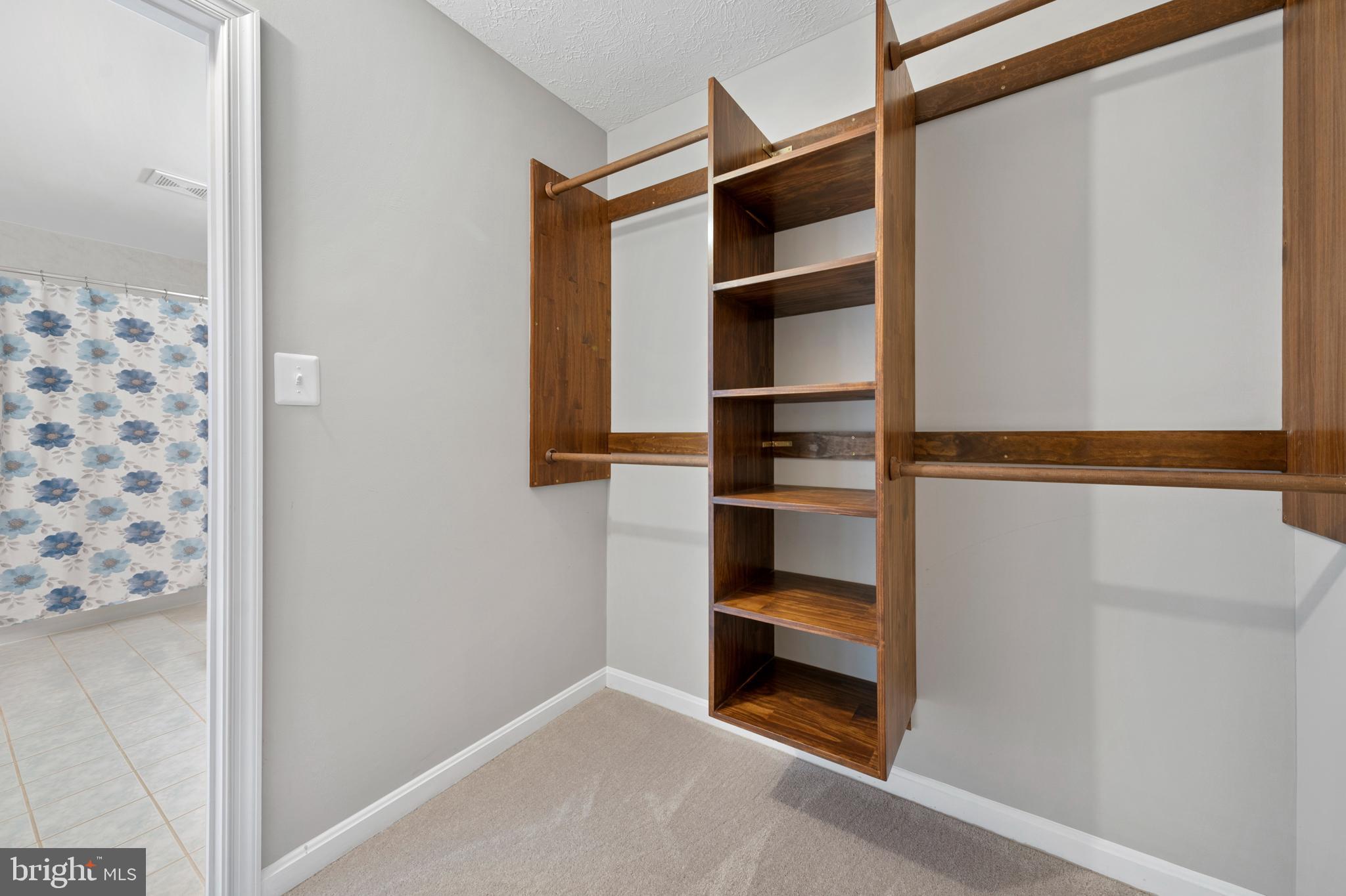 MAGNOLIA MEADOWS - Residential